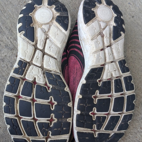 Brooks pure flow shoes - Picture 4 of 4